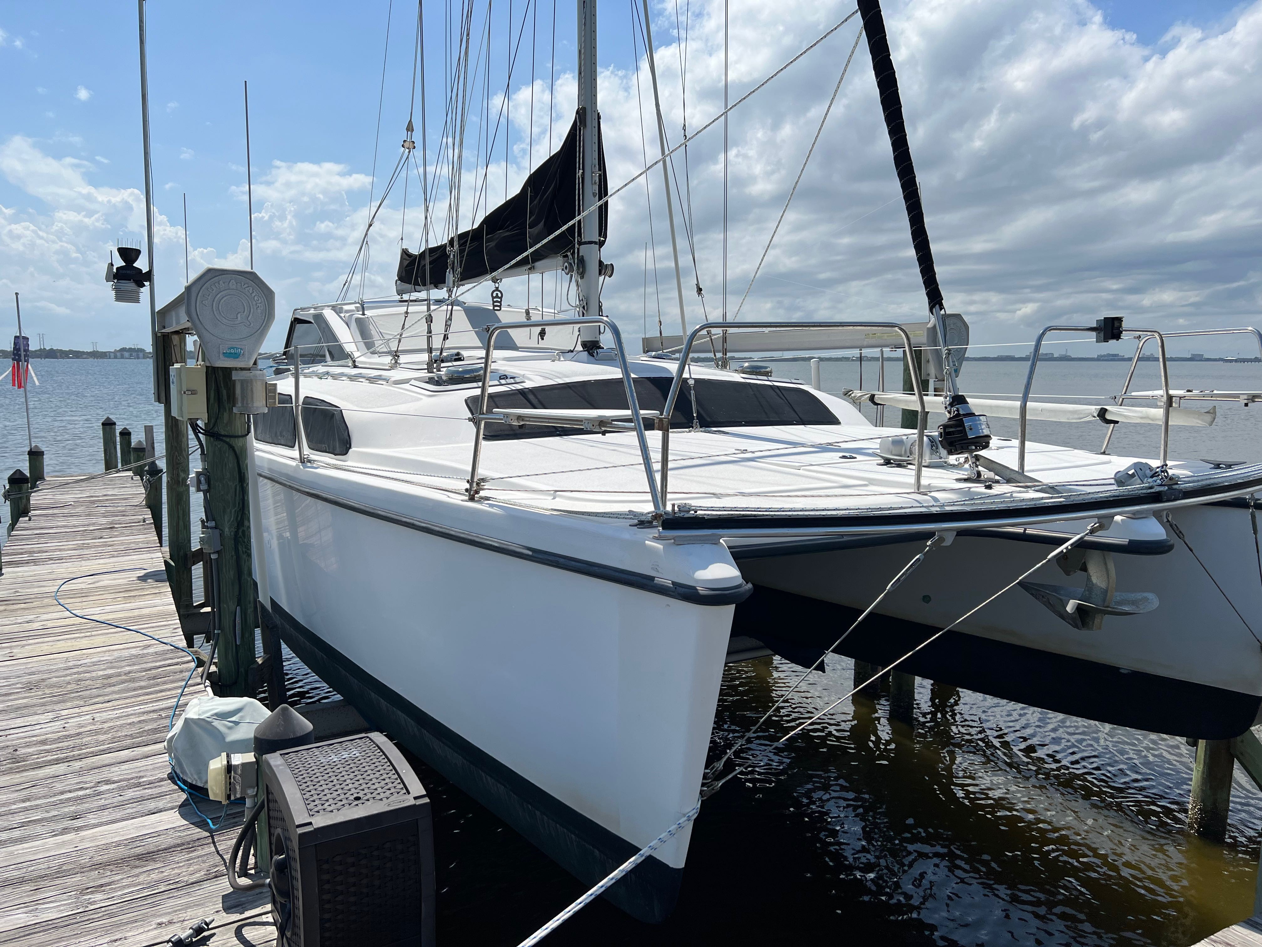 Used Sail Catamaran for Sale 2002 Gemini 105Mc 